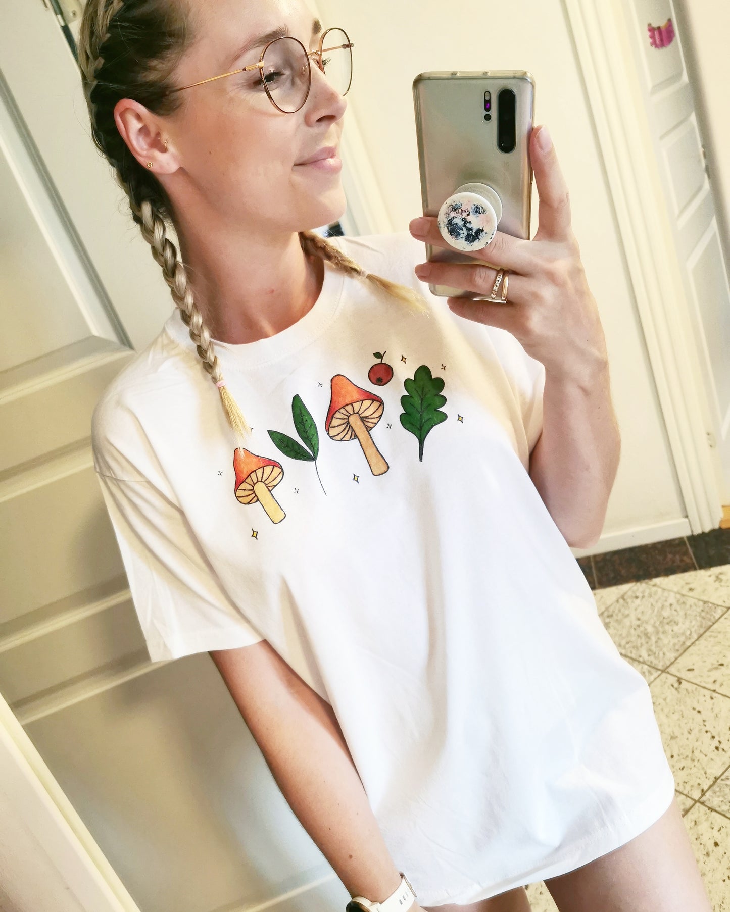 T-shirt svampe og blade